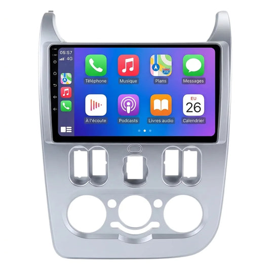 Autoradio CarPlay Dacia Duster phase 1 (2010-2013) façade argent avec écran tactile 9 pouces sur fond blanc