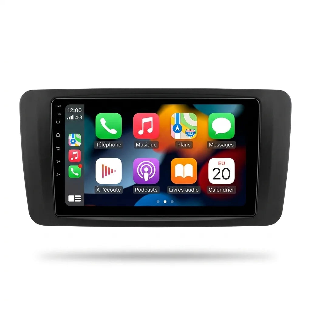 Autoradio CarPlay Android Auto Nissan Juke F15 (2010-2019), écran tactile 9 pouces avec cadre noir spécifique Juke, vue de face sur fond blanc