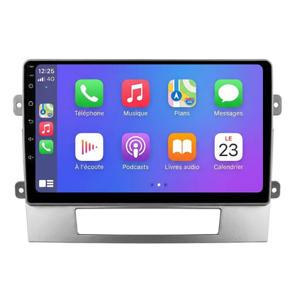 Autoradio CarPlay Android Auto Opel Astra J (2009-2015), écran tactile 9 pouces avec façade Astra J gris argent, vue de face sur fond blanc