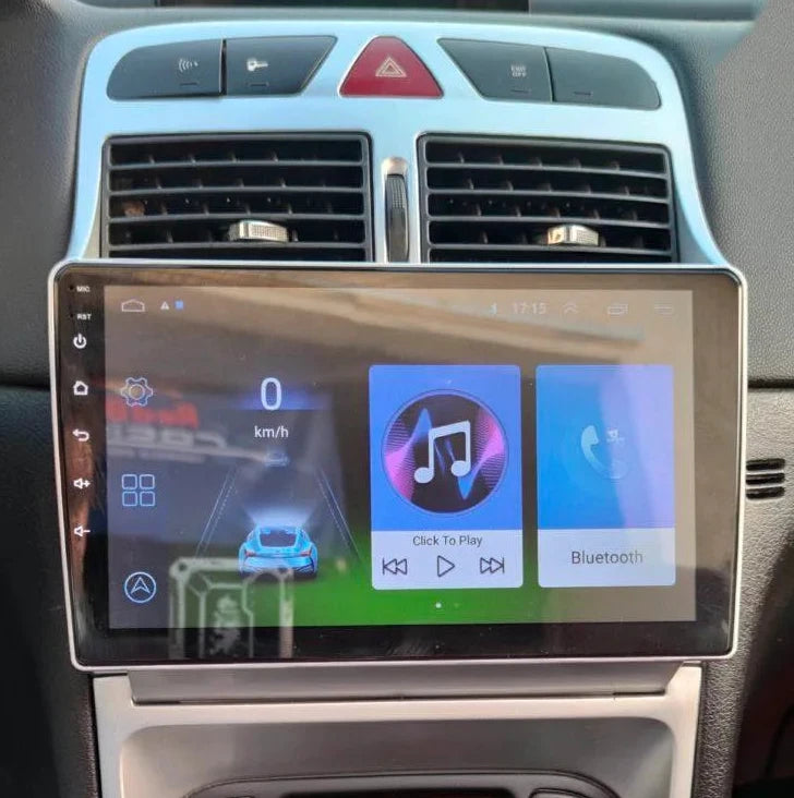 Écran CarPlay 9 pouces installé dans la console centrale d'une Peugeot 307 — console identique sur la 307 CC